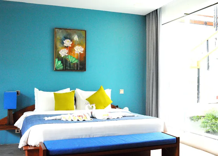 Chez Moi & Hotel 4*
