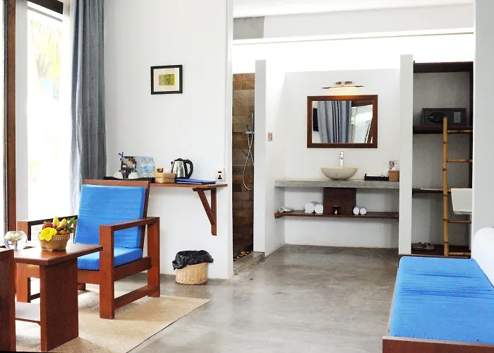 Chez Moi & Hotel 4*
