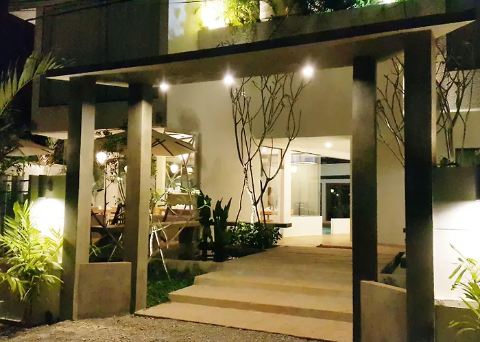Chez Moi & Hotel