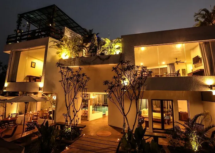 Hotel Chez Moi & 4*