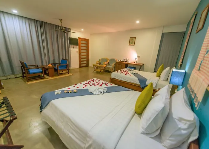 Hotel Chez Moi & 4*